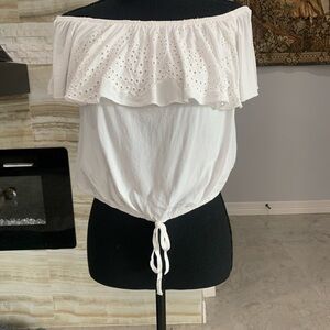 Women’s Mossimo White Off Shoulder‎ Ruffle Back Scoop. Size L (176)